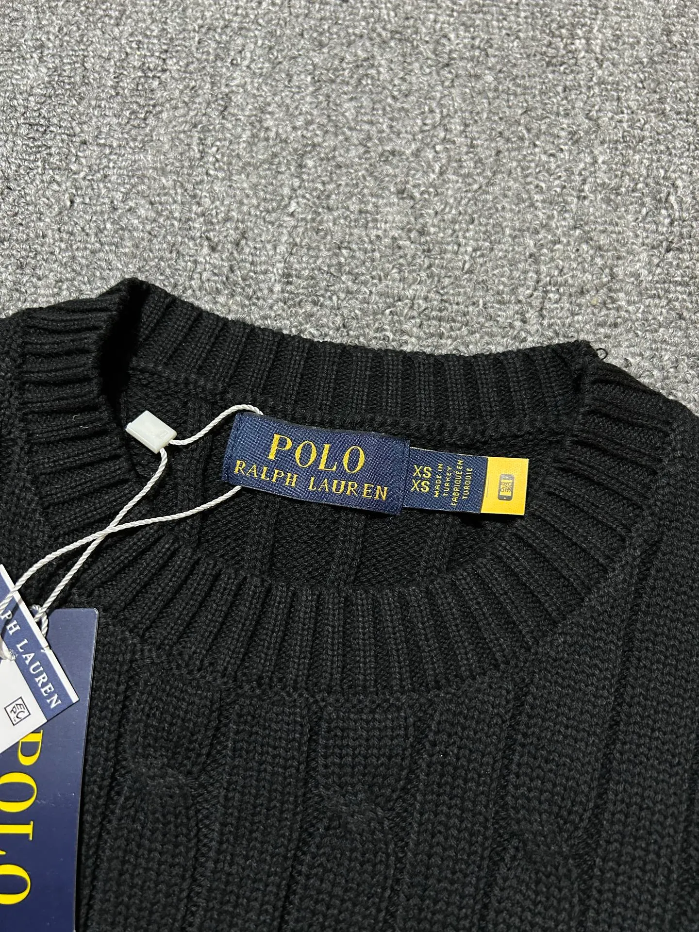 P160 Polo Ralph Lauren SS23 solid color logo embroidered sweater, official website logo on the collar. Scan the QR code to enter the official website and compare the quality at will. Size: XS-L